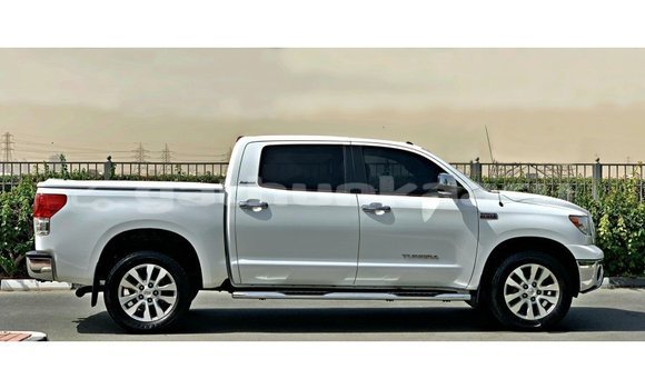 Buy Import Toyota Tundra White Car in Import - Dubai in Baa Buy Import Toyota Tundra White Car in Import - Dubai in Baa