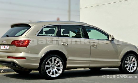 Buy Import Audi Q7 Other Car in Import - Dubai in Baa Buy Import Audi Q7 Other Car in Import - Dubai in Baa