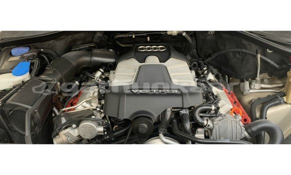 Buy Import Audi Q7 Other Car in Import - Dubai in Baa Buy Import Audi Q7 Other Car in Import - Dubai in Baa