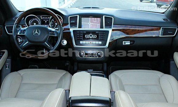 Buy Import Mercedes-Benz 190 White Car in Import - Dubai in Baa Buy Import Mercedes-Benz 190 White Car in Import - Dubai in Baa