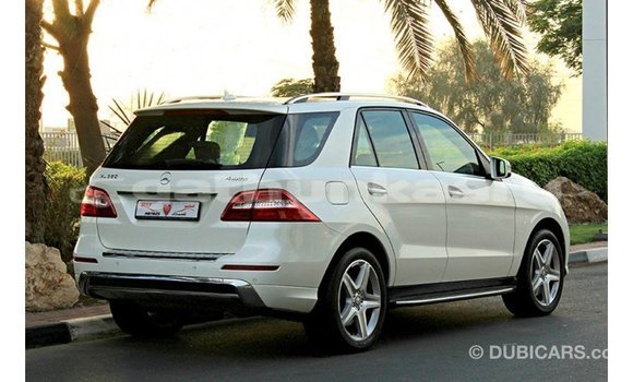 Buy Import Mercedes-Benz 190 White Car in Import - Dubai in Baa Buy Import Mercedes-Benz 190 White Car in Import - Dubai in Baa
