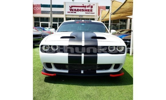 Buy Import Dodge Challenger White Car in Import - Dubai in Baa Buy Import Dodge Challenger White Car in Import - Dubai in Baa
