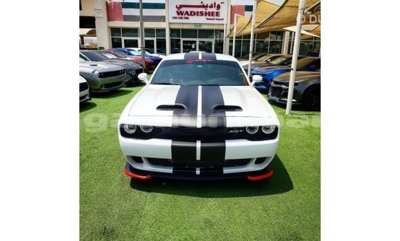 Buy Import Dodge Challenger White Car in Import - Dubai in Baa Buy Import Dodge Challenger White Car in Import - Dubai in Baa