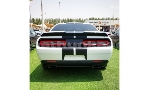 Buy Import Dodge Challenger White Car in Import - Dubai in Baa Buy Import Dodge Challenger White Car in Import - Dubai in Baa