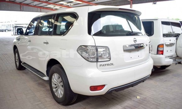 Buy Import Nissan Patrol White Car in Import - Dubai in Baa Buy Import Nissan Patrol White Car in Import - Dubai in Baa
