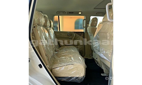 Buy Import Nissan Patrol White Car in Import - Dubai in Baa Buy Import Nissan Patrol White Car in Import - Dubai in Baa