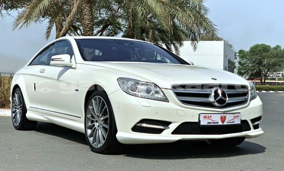 Buy Import Mercedes-Benz 190 White Car in Import - Dubai in Baa
