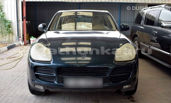 Buy Import Porsche Cayenne Green Car in Import - Dubai in Baa Buy Import Porsche Cayenne Green Car in Import - Dubai in Baa