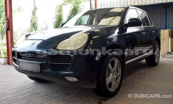 Buy Import Porsche Cayenne Green Car in Import - Dubai in Baa Buy Import Porsche Cayenne Green Car in Import - Dubai in Baa