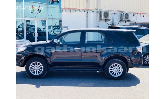 Buy Import Toyota Fortuner Black Car in Import - Dubai in Baa Buy Import Toyota Fortuner Black Car in Import - Dubai in Baa