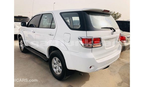 Buy Import Toyota Fortuner White Car in Import - Dubai in Baa Buy Import Toyota Fortuner White Car in Import - Dubai in Baa