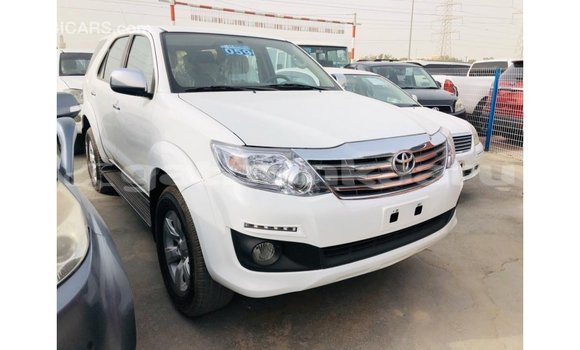 Buy Import Toyota Fortuner White Car in Import - Dubai in Baa Buy Import Toyota Fortuner White Car in Import - Dubai in Baa