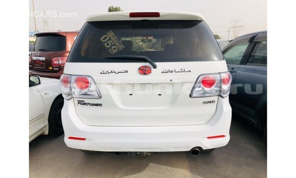 Buy Import Toyota Fortuner White Car in Import - Dubai in Baa Buy Import Toyota Fortuner White Car in Import - Dubai in Baa