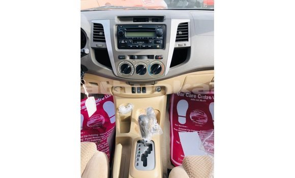 Buy Import Toyota Fortuner White Car in Import - Dubai in Baa Buy Import Toyota Fortuner White Car in Import - Dubai in Baa