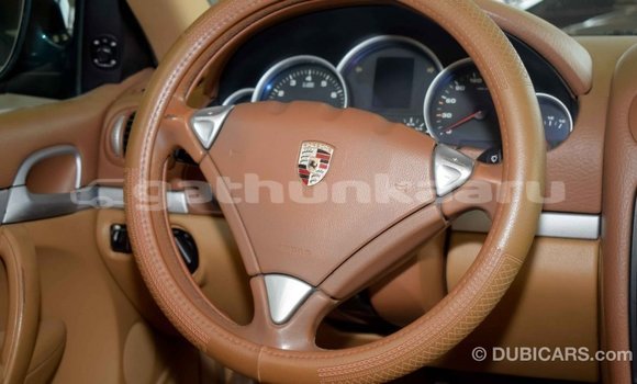 Buy Import Porsche Cayenne Green Car in Import - Dubai in Baa Buy Import Porsche Cayenne Green Car in Import - Dubai in Baa