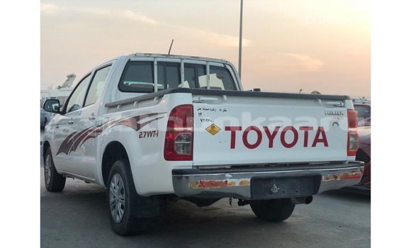 Buy Import Toyota Hilux White Car in Import - Dubai in Baa Buy Import Toyota Hilux White Car in Import - Dubai in Baa