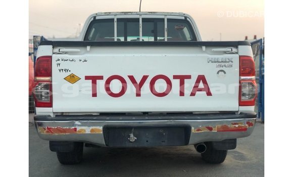 Buy Import Toyota Hilux White Car in Import - Dubai in Baa Buy Import Toyota Hilux White Car in Import - Dubai in Baa