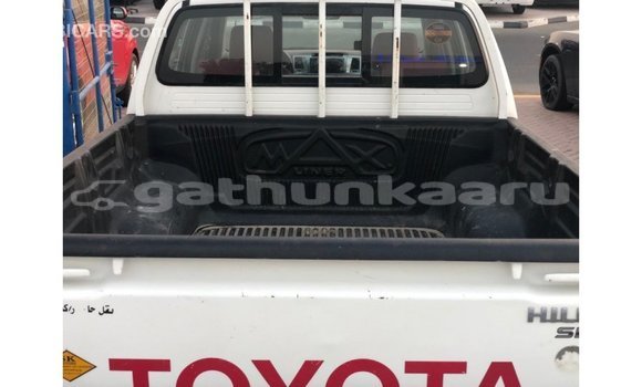 Buy Import Toyota Hilux White Car in Import - Dubai in Baa Buy Import Toyota Hilux White Car in Import - Dubai in Baa