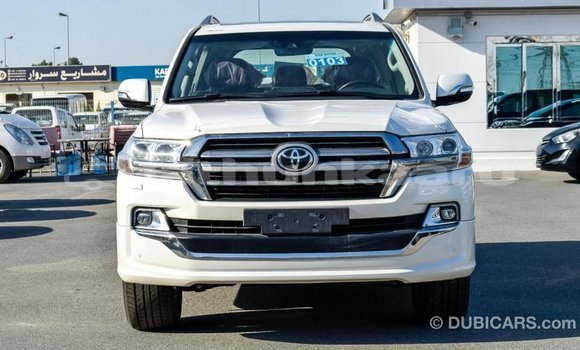 Buy Import Toyota Land Cruiser White Car in Import - Dubai in Baa Buy Import Toyota Land Cruiser White Car in Import - Dubai in Baa