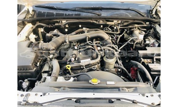 Buy Import Toyota Hilux White Car in Import - Dubai in Baa Buy Import Toyota Hilux White Car in Import - Dubai in Baa