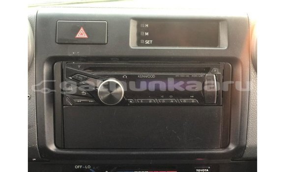 Buy Import Toyota Land Cruiser White Car in Import - Dubai in Baa Buy Import Toyota Land Cruiser White Car in Import - Dubai in Baa