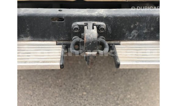 Buy Import Toyota Land Cruiser White Car in Import - Dubai in Baa Buy Import Toyota Land Cruiser White Car in Import - Dubai in Baa