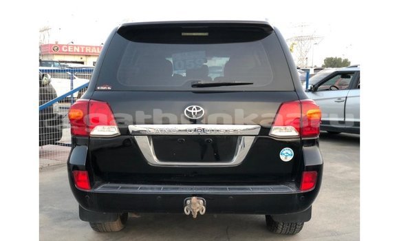 Buy Import Toyota Land Cruiser Black Car in Import - Dubai in Baa Buy Import Toyota Land Cruiser Black Car in Import - Dubai in Baa