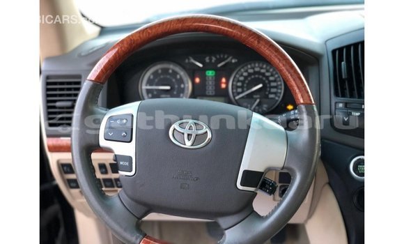 Buy Import Toyota Land Cruiser Black Car in Import - Dubai in Baa Buy Import Toyota Land Cruiser Black Car in Import - Dubai in Baa