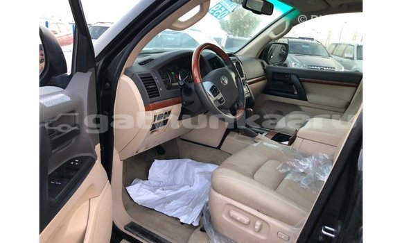 Buy Import Toyota Land Cruiser Black Car in Import - Dubai in Baa Buy Import Toyota Land Cruiser Black Car in Import - Dubai in Baa