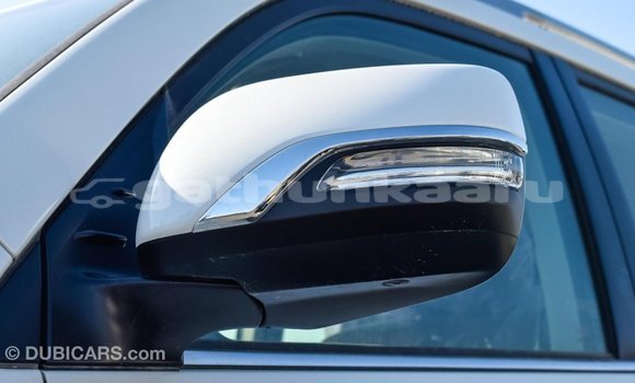 Buy Import Toyota Land Cruiser White Car in Import - Dubai in Baa Buy Import Toyota Land Cruiser White Car in Import - Dubai in Baa