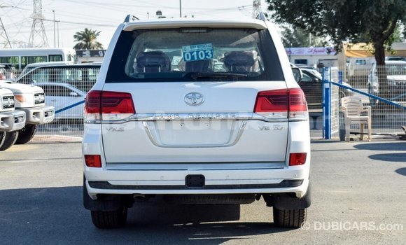 Buy Import Toyota Land Cruiser White Car in Import - Dubai in Baa Buy Import Toyota Land Cruiser White Car in Import - Dubai in Baa