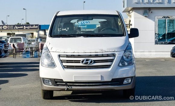 Buy Import Hyundai Chorus White Truck in Import - Dubai in Baa Buy Import Hyundai Chorus White Truck in Import - Dubai in Baa