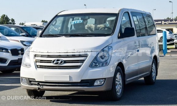 Buy Import Hyundai Chorus White Truck in Import - Dubai in Baa Buy Import Hyundai Chorus White Truck in Import - Dubai in Baa