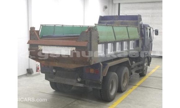 Buy Import Nissan Evalia Blue Truck in Import - Dubai in Baa Buy Import Nissan Evalia Blue Truck in Import - Dubai in Baa