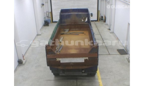 Buy Import Nissan Evalia Blue Truck in Import - Dubai in Baa Buy Import Nissan Evalia Blue Truck in Import - Dubai in Baa