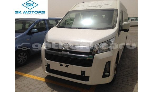 Buy Import Toyota Hiace White Car in Import - Dubai in Baa
