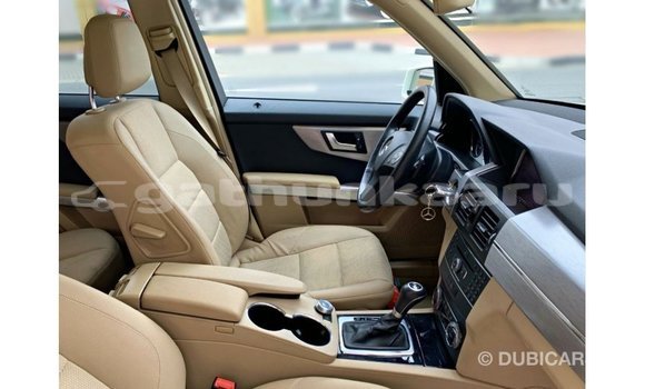 Buy Import Mercedes-Benz 190 White Car in Import - Dubai in Baa Buy Import Mercedes-Benz 190 White Car in Import - Dubai in Baa