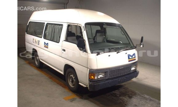 Buy Import Nissan Caravan White Car in Import - Dubai in Baa Buy Import Nissan Caravan White Car in Import - Dubai in Baa