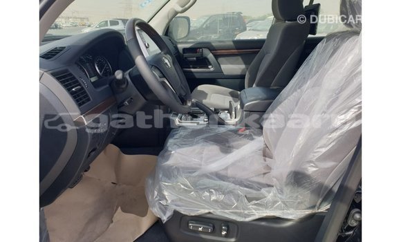 Buy Import Toyota Land Cruiser Black Car in Import - Dubai in Baa Buy Import Toyota Land Cruiser Black Car in Import - Dubai in Baa