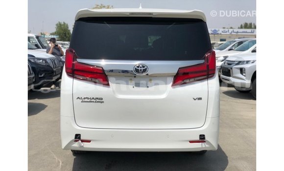 Buy Import Toyota Alphard White Car in Import - Dubai in Baa Buy Import Toyota Alphard White Car in Import - Dubai in Baa