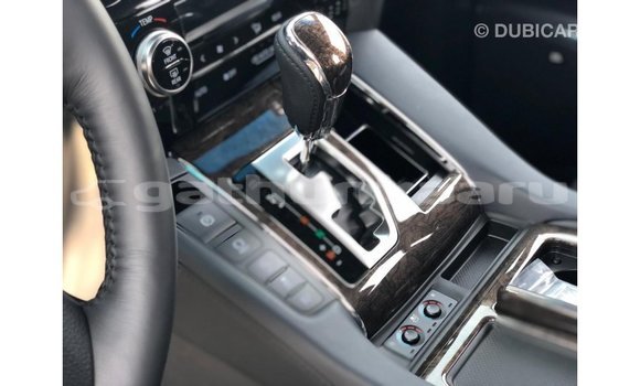 Buy Import Toyota Alphard White Car in Import - Dubai in Baa Buy Import Toyota Alphard White Car in Import - Dubai in Baa