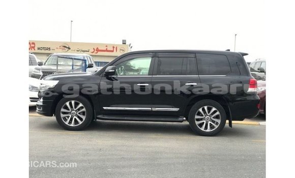 Buy Import Toyota Land Cruiser Black Car in Import - Dubai in Baa Buy Import Toyota Land Cruiser Black Car in Import - Dubai in Baa