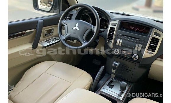 Buy Import Mitsubishi Pajero White Car in Import - Dubai in Baa Buy Import Mitsubishi Pajero White Car in Import - Dubai in Baa
