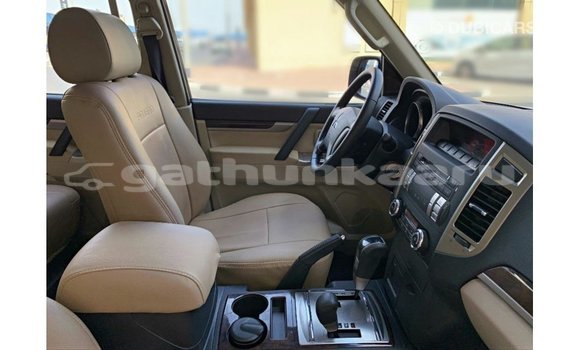 Buy Import Mitsubishi Pajero White Car in Import - Dubai in Baa Buy Import Mitsubishi Pajero White Car in Import - Dubai in Baa