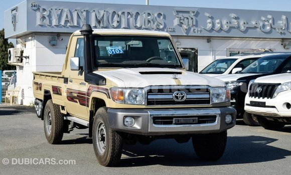 Buy Import Toyota Land Cruiser Beige Car in Import - Dubai in Baa Buy Import Toyota Land Cruiser Beige Car in Import - Dubai in Baa