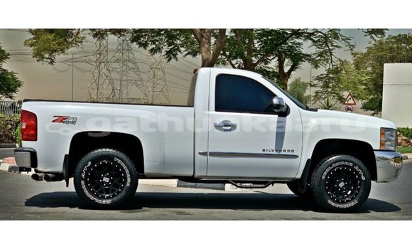 Buy Import Chevrolet Silverado White Car in Import - Dubai in Baa Buy Import Chevrolet Silverado White Car in Import - Dubai in Baa