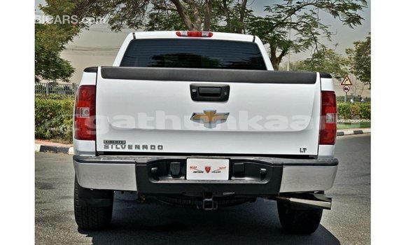 Buy Import Chevrolet Silverado White Car in Import - Dubai in Baa Buy Import Chevrolet Silverado White Car in Import - Dubai in Baa