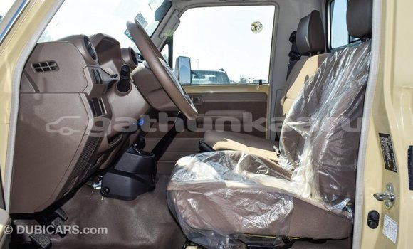 Buy Import Toyota Land Cruiser Beige Car in Import - Dubai in Baa Buy Import Toyota Land Cruiser Beige Car in Import - Dubai in Baa