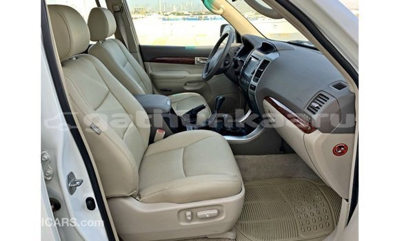 Buy Import Toyota Prado White Car in Import - Dubai in Baa Buy Import Toyota Prado White Car in Import - Dubai in Baa