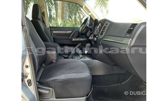 Buy Import Mitsubishi Pajero Other Car in Import - Dubai in Baa Buy Import Mitsubishi Pajero Other Car in Import - Dubai in Baa
